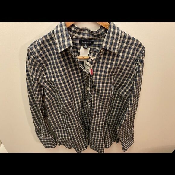 LANDS ‘END Button Down Blouse - Picture 2 of 9